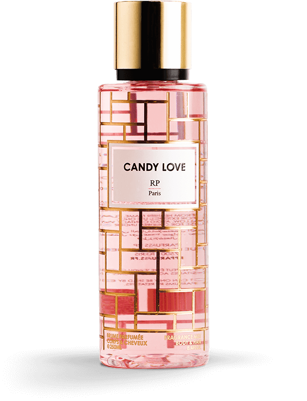 Flacon élégant de Brume Parfumée Candy Love RP PARIS de 250 ML, aux nuances rosées, avec un design sophistiqué évoquant les notes de rose, oud, litchi, poire, bergamote, vanille et ambre.